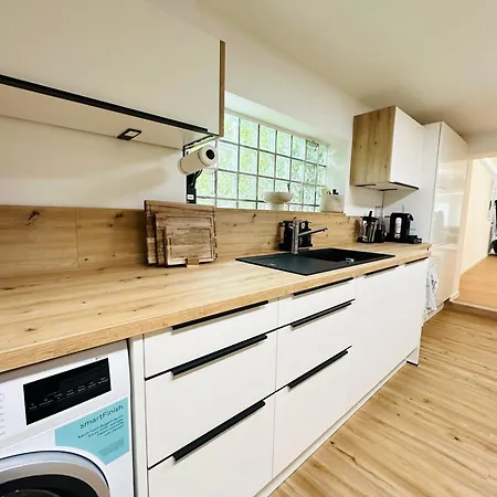 Apartamento Luxurioese & Stilvolle Mit Spa-bad, Home-office & Fitnessbereich Jockgrim