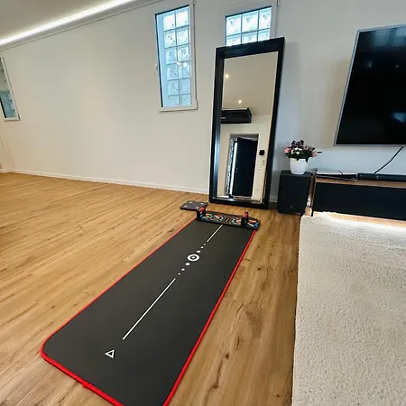 Apartment Luxurioese & Stilvolle Mit Spa-bad, Home-office & Fitnessbereich