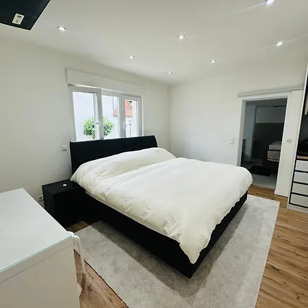 Luxurioese & Stilvolle Mit Spa-bad, Home-office & Fitnessbereich * Jockgrim