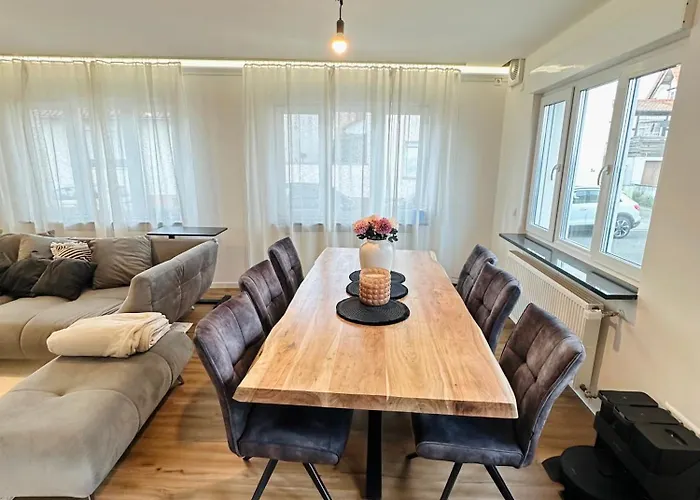 Luxurioese & Stilvolle Mit Spa-bad, Home-office & Fitnessbereich