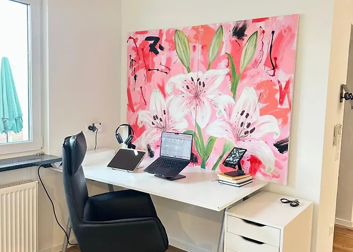 Luxurioese & Stilvolle Mit Spa-bad, Home-office & Fitnessbereich Apartamento *